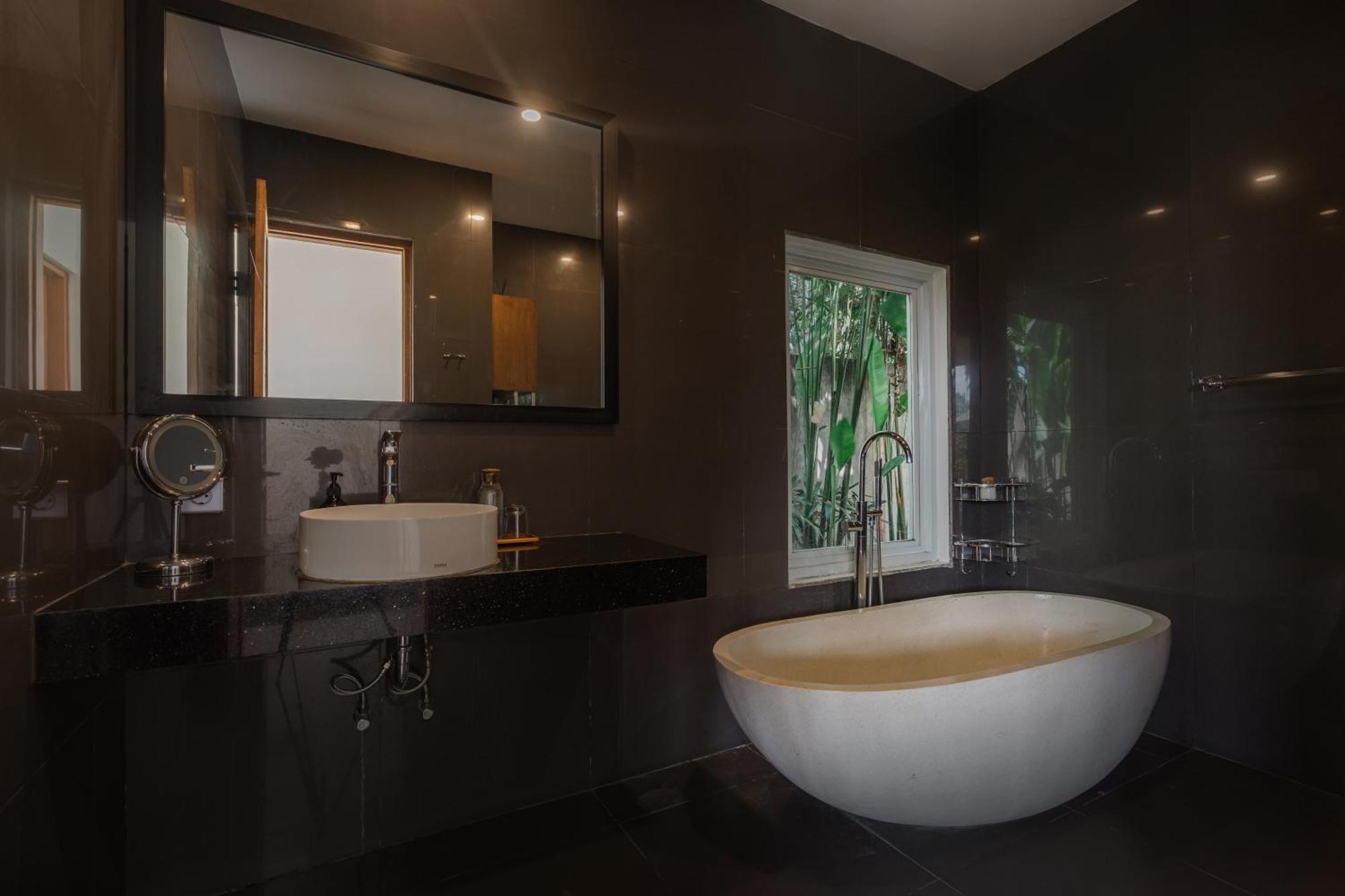 Coconut Grove Villa By Betterplace Ουμπούντ Εξωτερικό φωτογραφία